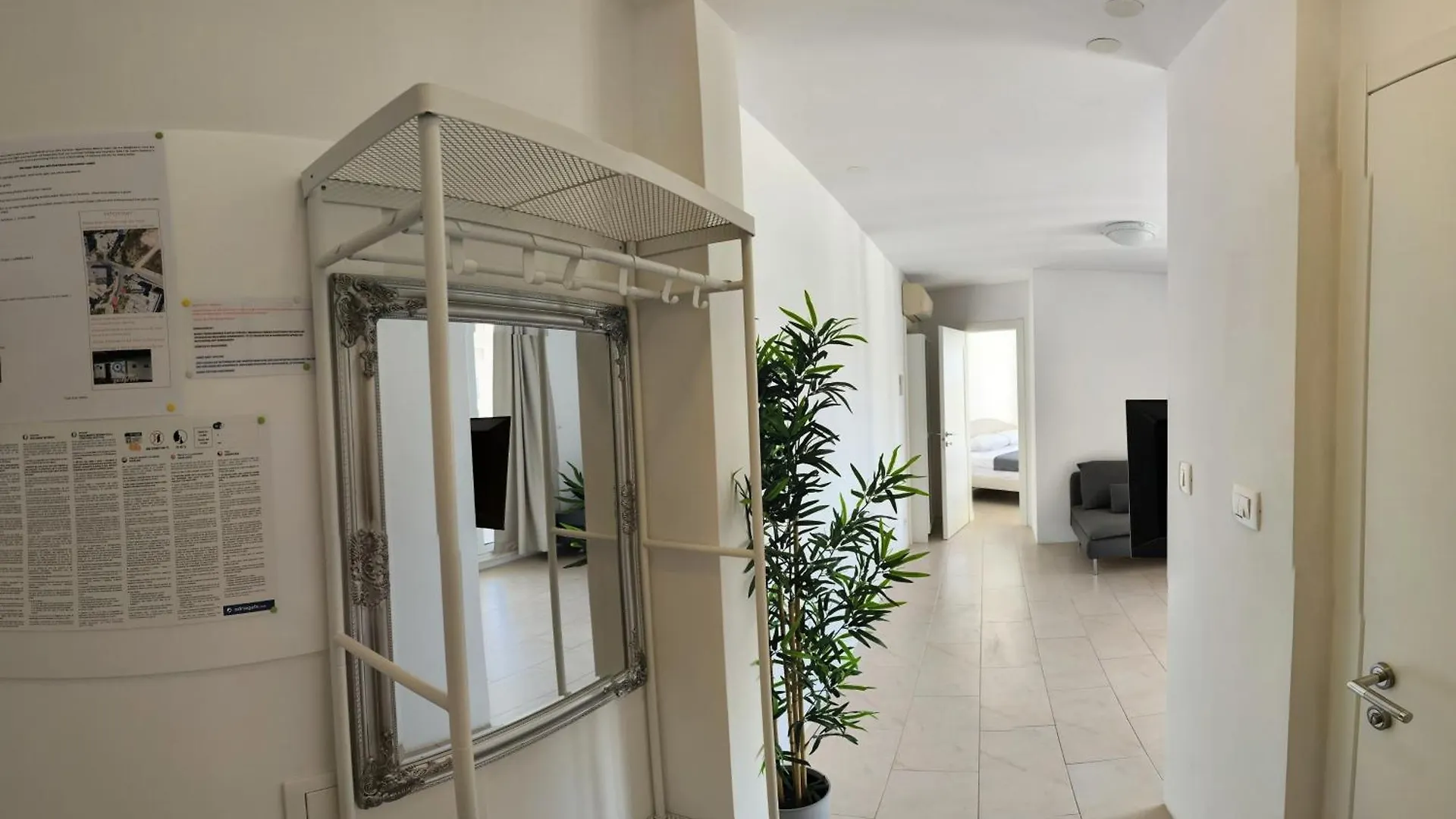 Apartments Mariot Split 0*,